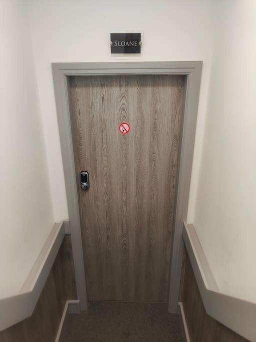 Sloane Modern 2 Bedroom Seafront Apartment Blackpool Kültér fotó
